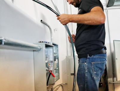 Service Electric LLC gallery image