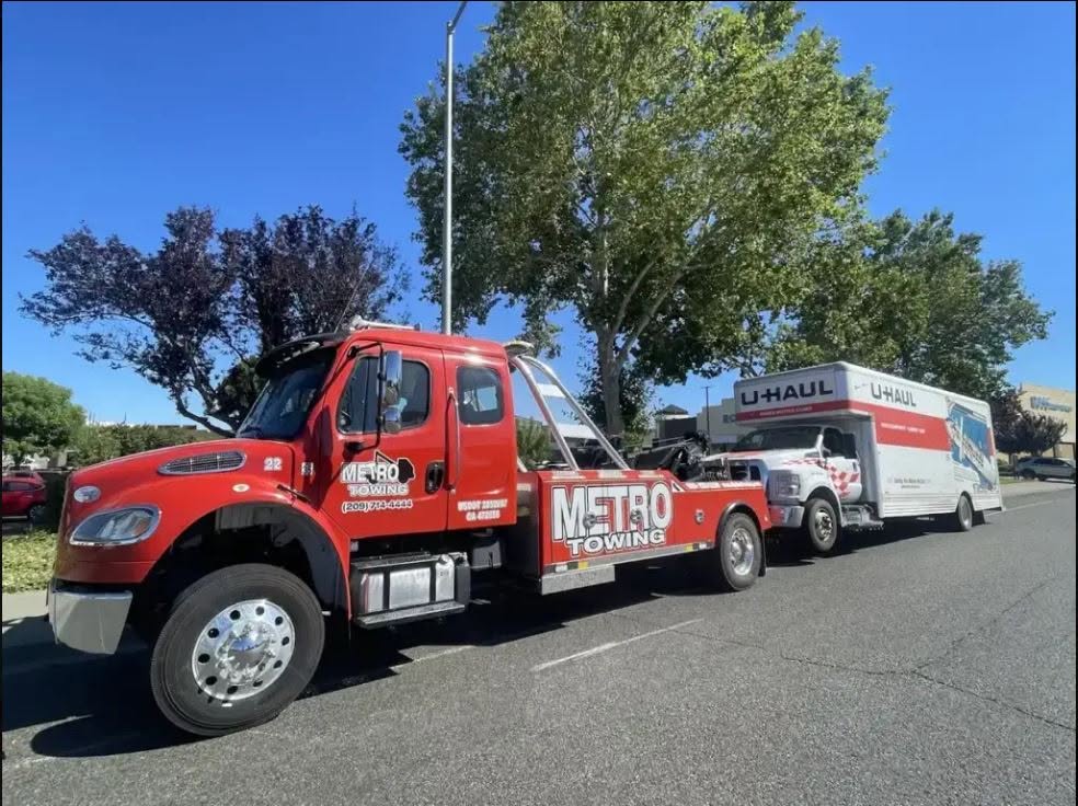 Metro Towing gallery image
