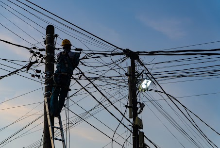 Service Electric LLC logo
